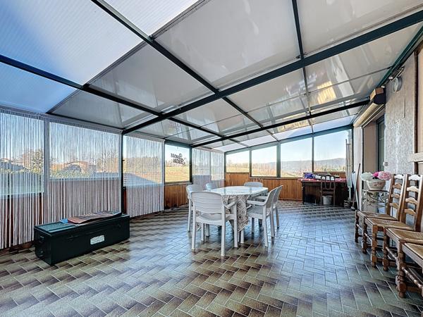 La Chapelle-Agnon (63590) Viager occupé par Monsieur 75 ans et Madame 73 ans - Jolie maison rénovée avec jardin et garage