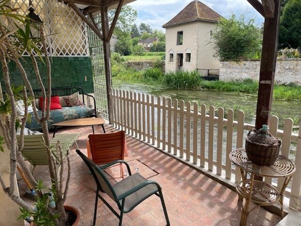 HAVRE DE PAIX à  DRUYES LES BELLES FONTAINES