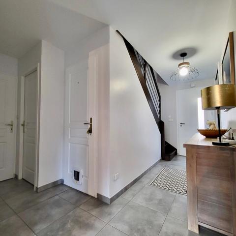 Maison vue Lac NEUVECELLE - 3 CHAMBRES - JARDIN (74)