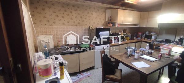 Maison de ville sur Frévent  environ 120m² , 4 chambres à l'étage toiture récente. Une belle opportunité au cœur de Frévent