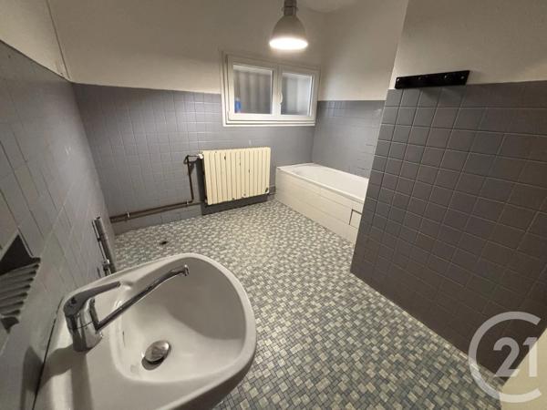 Maison à vendre  5 pièces - 120 m 2   ETIVAL CLAIREFONTAINE  - 88