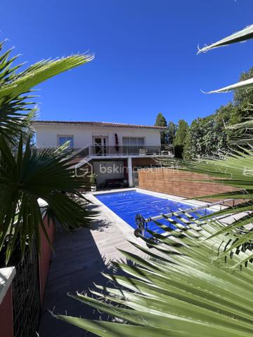 Maison traditionnelle de 191 m²