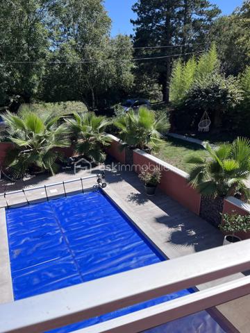 Maison traditionnelle de 191 m²