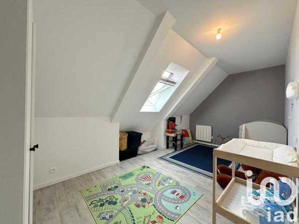 Maison 5 pièces de 140 m² à La Chapelle-en-Serval (60520)