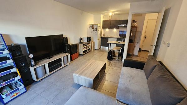 Gigean (34770) Appartement T2 de 43m² avec terrasse dans résidence sécurisée