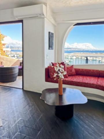 À vendre 2 Pieces vue Mer panoramique Port  la galère