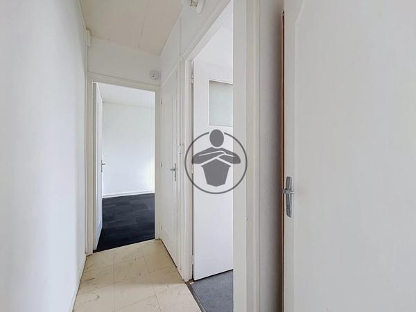 Location                                                      Appartement
                        
                     3 pièces                      55 m2                     à Saint-Quentin