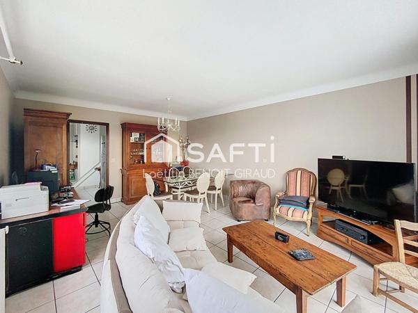 Maison avec appartement indépendant à Saintes