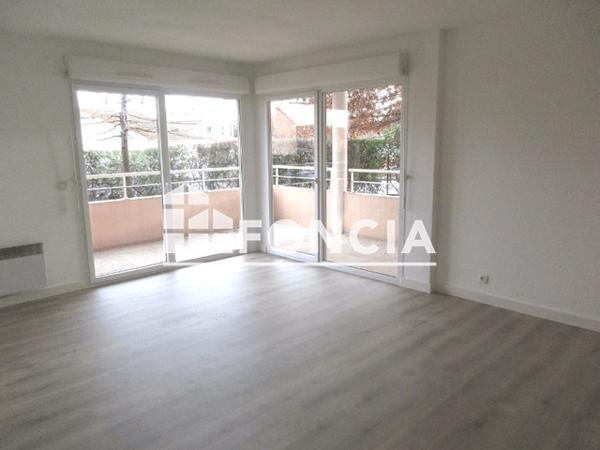 Location Appartement 3 pièces 65.95 m² - 1 BIS RUE BERNARD DE CLAIRVAUX Pau 64000