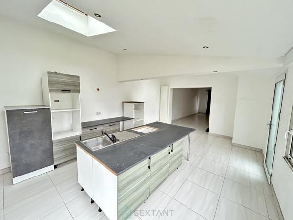 Maison individuelle de 106M2 avec grand jardin sans vis à vis.