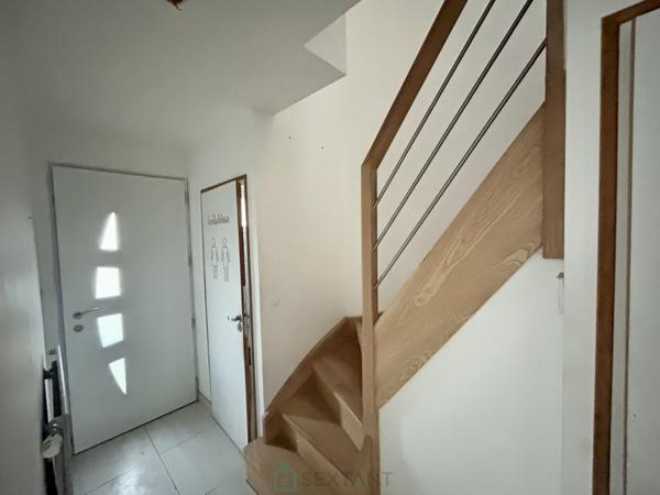 Maison individuelle de 106M2 avec grand jardin sans vis à vis.