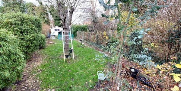 Maison à Ste Germaine 3 chambres, garage et jardin