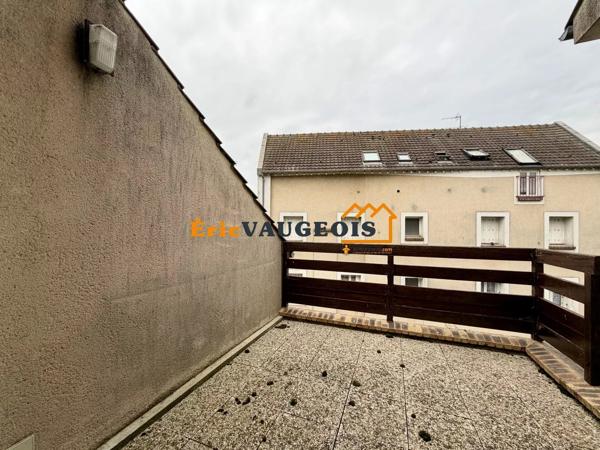 Vente                                                      Appartement
                        
                     2 pièces                      54 m2                     à Coulommiers