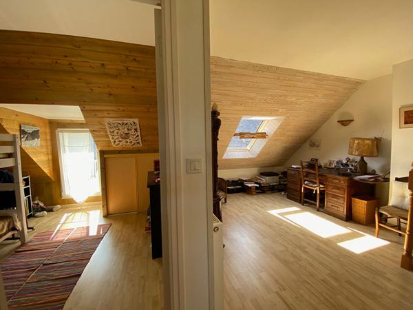Maison  6 pièce(s) 136 m2