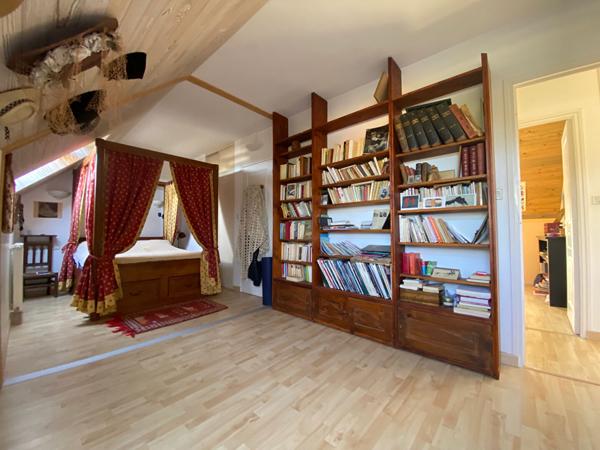 Maison  6 pièce(s) 136 m2