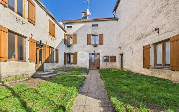 Maison à vendre    4 pièces •  Confracourt