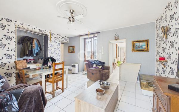 Maison à vendre    4 pièces •  Confracourt