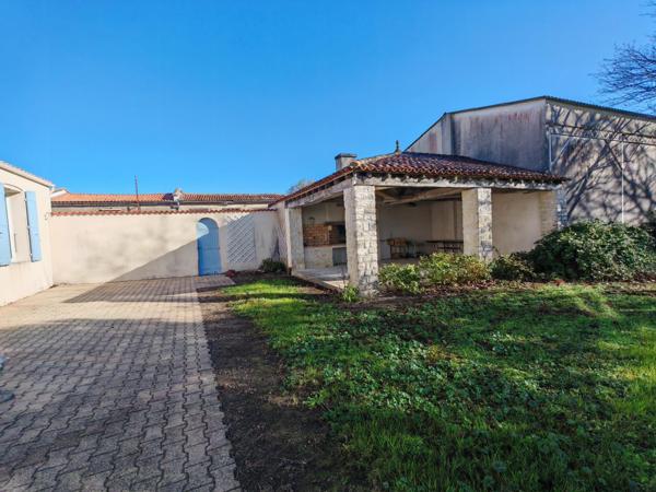 Maison à Royan, 17200 - 8 pièces 210m²