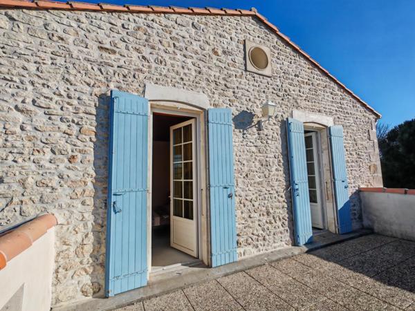 Maison à Royan, 17200 - 8 pièces 210m²