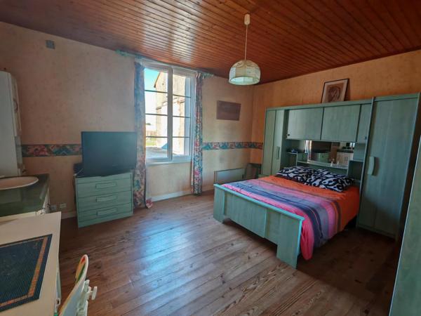 Maison à Royan, 17200 - 8 pièces 210m²