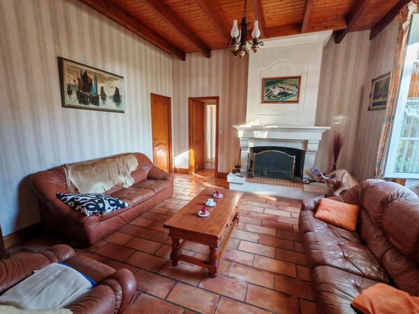 Maison à Royan, 17200 - 8 pièces 210m²