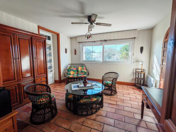 Maison à Royan, 17200 - 8 pièces 210m²