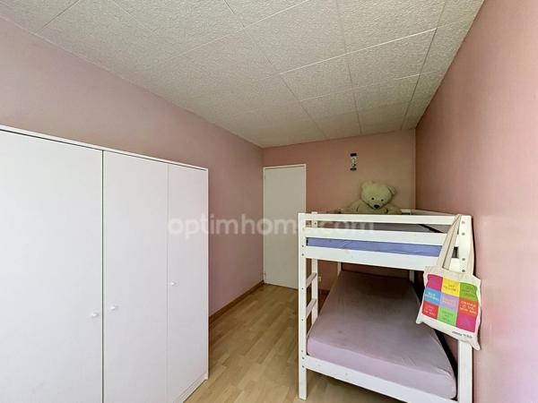 EAUBONNE (95, VAL D'OISE) – Très proche centre-ville – appartement 4 pièces F4/T4 – 65,56 m² - Stationnement extérieur - Cave