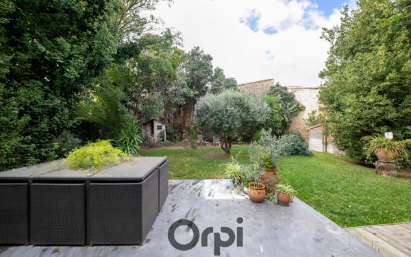 Maison à vendre    4 pièces • 226 m2 Saint-Estève