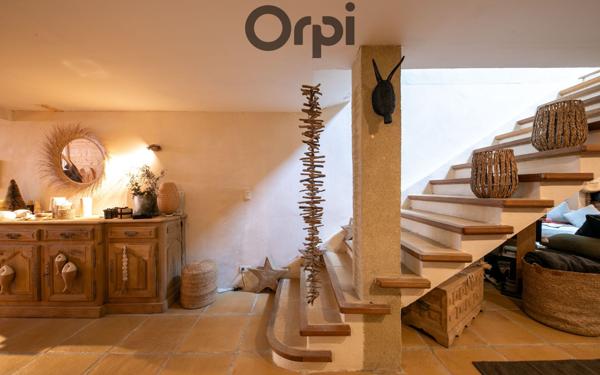 Maison à vendre    4 pièces • 226 m2 Saint-Estève