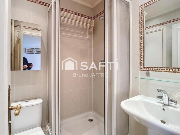 Appartement Paris 75015 – 106 m²- terrasse 14 m² - 3/4 ch - Sans vis-à-vis