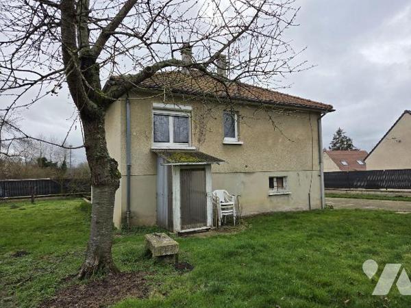 CHASSEMY : MAISON IDEAL POUR PREMIER ACHAT OU INVESTISSEMENT LOCATIF

Venez découvrir le pote...