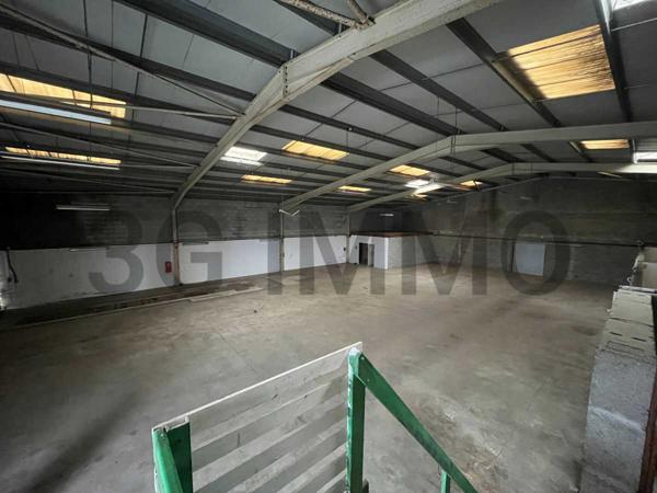 Location / Local Commercial