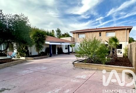 Maison à vendre 8 pièces 270 m² Salles