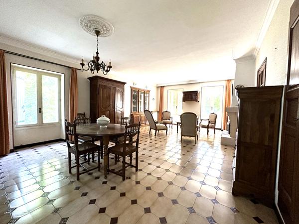 Mas Avignon 5 pièce(s) 166 m2