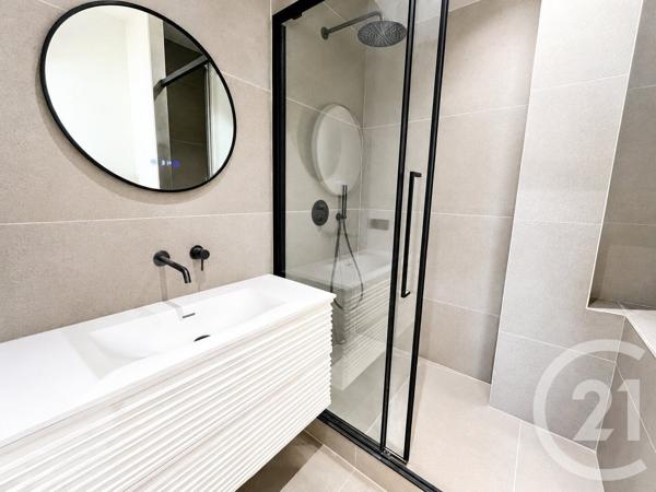 Appartement T5 à vendre  5 pièces - 162,05 m 2   BIARRITZ  - 64