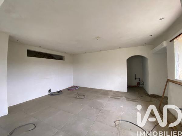 Maison à vendre 12 pièces 270 m² L'Isle-sur-la-Sorgue