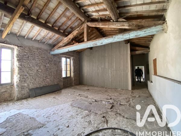Maison à vendre 12 pièces 270 m² L'Isle-sur-la-Sorgue