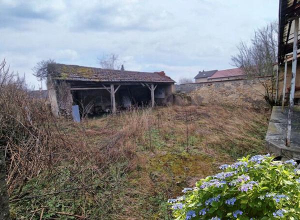Maison à vendre proche de VITTEL (88) MAISON T4 à rénover sur TERRAIN de 330 m²