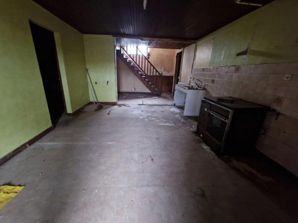 Maison à vendre proche de VITTEL (88) MAISON T4 à rénover sur TERRAIN de 330 m²