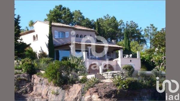 Demeure 7 pièces de 250 m² à Théoule-sur-Mer (06590)