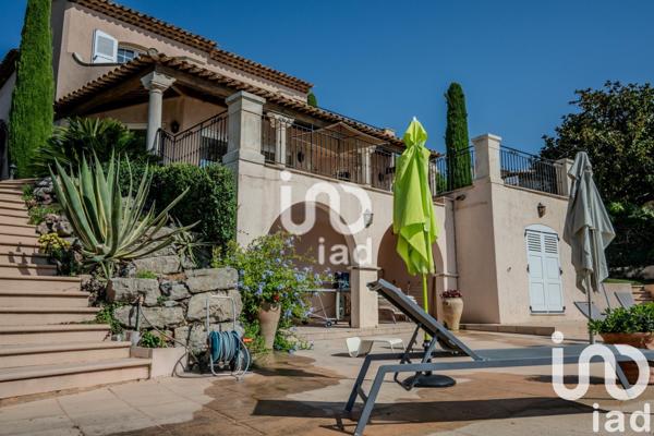 Demeure 7 pièces de 250 m² à Théoule-sur-Mer (06590)