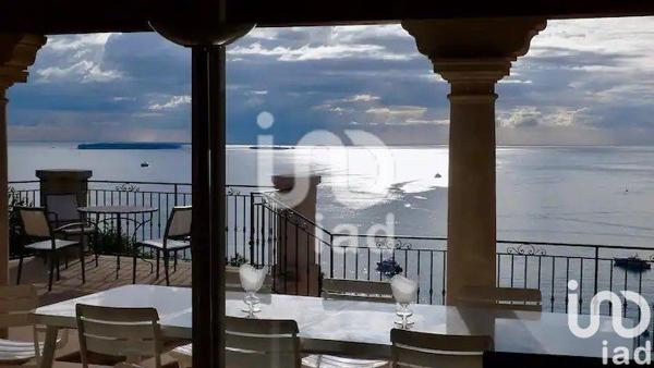 Demeure 7 pièces de 250 m² à Théoule-sur-Mer (06590)