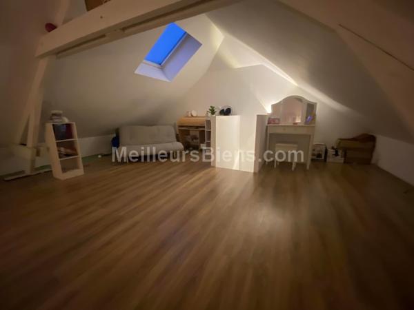 INDIVIDUELLE ENTIÈREMENT RÉNOVÉE