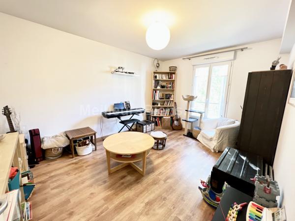 Duplex Ezanville 3 chambres, 2 terrasses, 2 places de parking, 1 cave