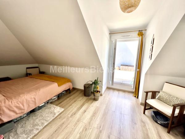 Duplex Ezanville 3 chambres, 2 terrasses, 2 places de parking, 1 cave