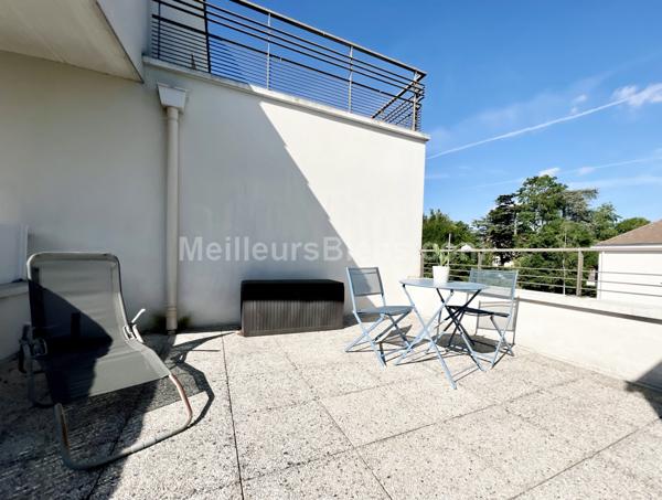 Duplex Ezanville 3 chambres, 2 terrasses, 2 places de parking, 1 cave