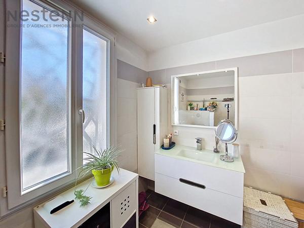 Maison avec piscine Lunel 6 pièces 169 m²