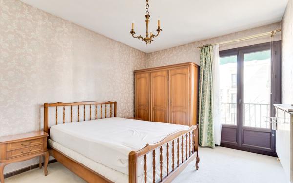 Appartement à vendre    3 pièces • 60,56 m2 Marseille 12