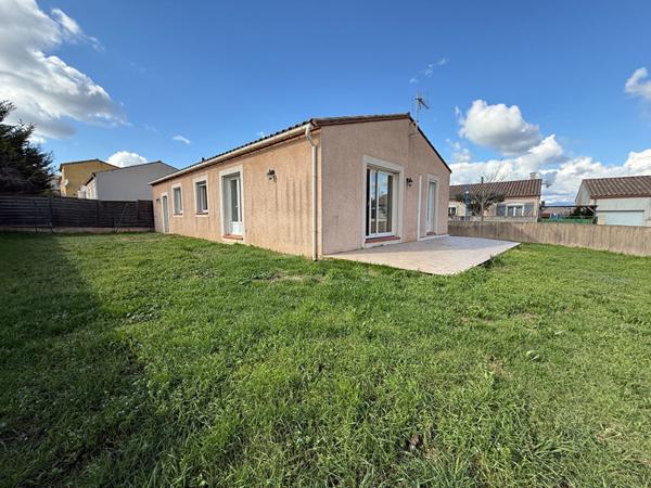 MAISON DE PLAIN PIED 3 CHAMBRES JARDIN ET GARAGE