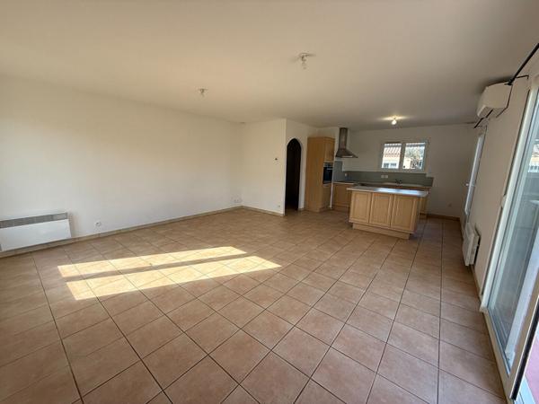 MAISON DE PLAIN PIED 3 CHAMBRES JARDIN ET GARAGE